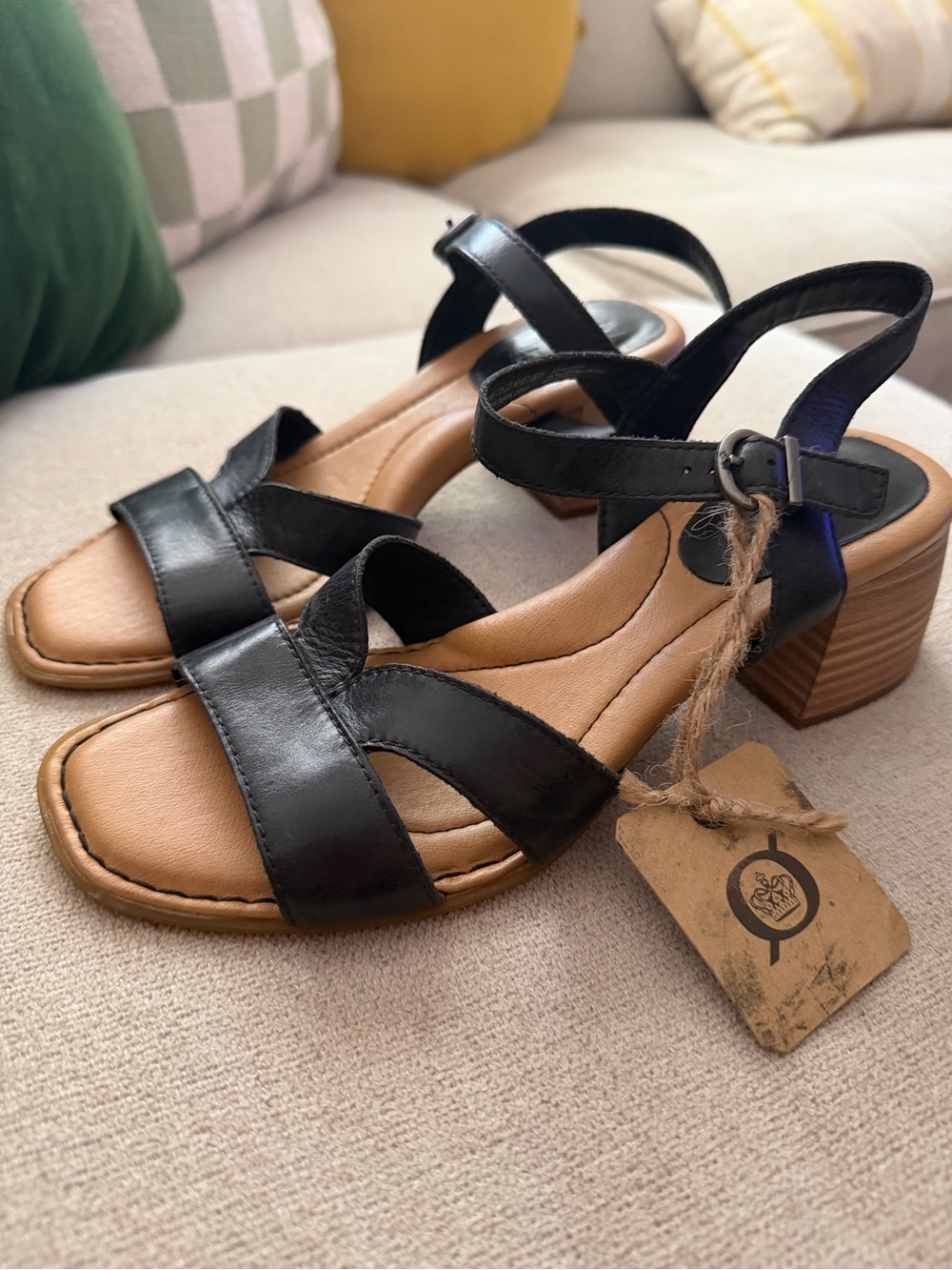 Born Sadie sandals black leather heels 6 NEW ankle strap comfort